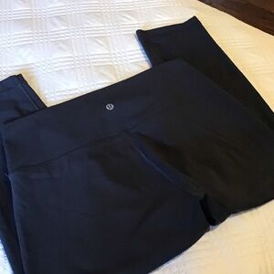Lululemon Athletica Dark Gray Leggings capis
